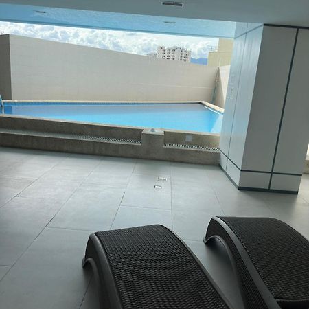 Modern & Comfy Studio - Steps From Ayala Mall, Cebu City Kültér fotó