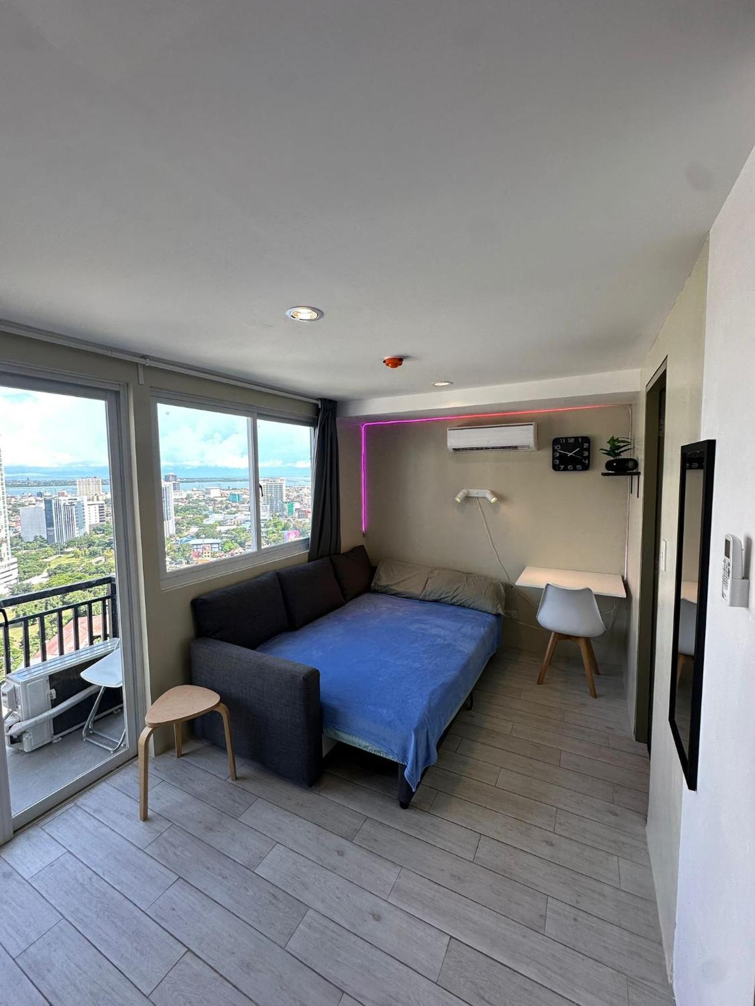 Modern & Comfy Studio - Steps From Ayala Mall, Cebu City Kültér fotó