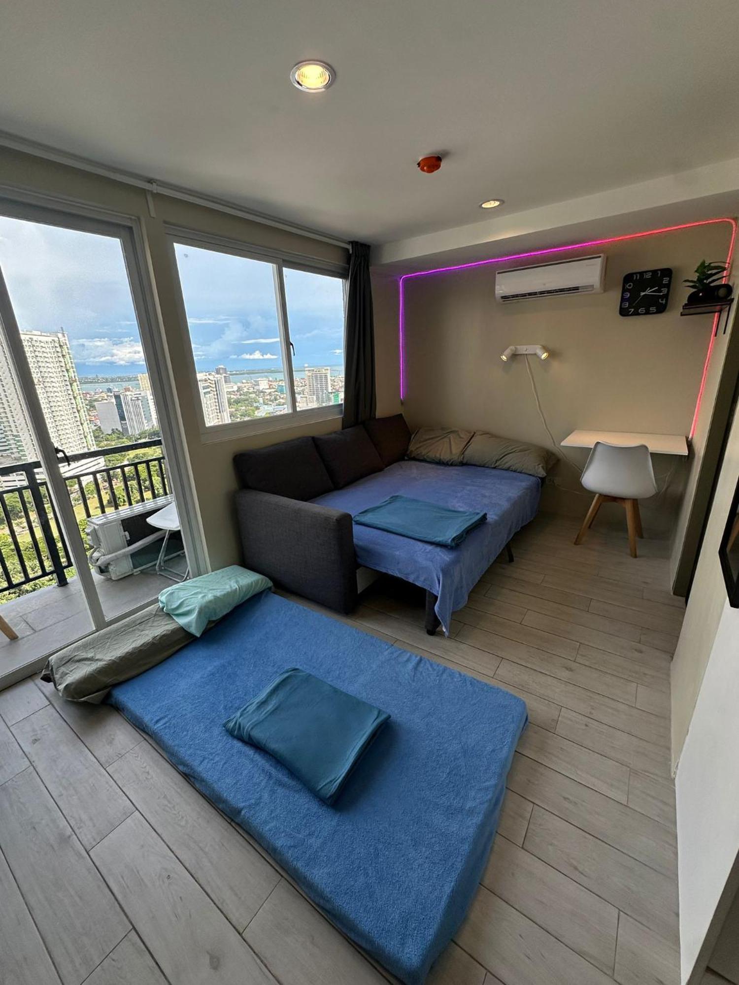 Modern & Comfy Studio - Steps From Ayala Mall, Cebu City Kültér fotó